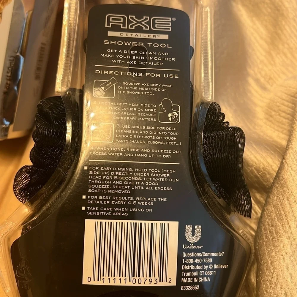 AXE Detailer 2-Sided Shower Tool Loofah Sponge Scrubber for Men